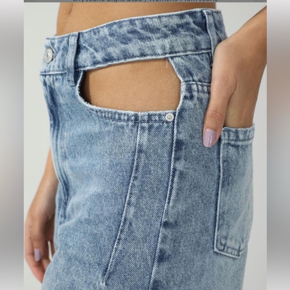 PIMKIE High Waisted Slouchy Cut Out Mom Jeans in Light Blue Size S - Picture 4 of 16